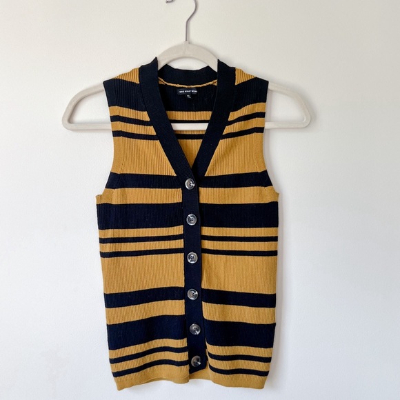 Who What Wear Sleeveless Stripe Sweater - Picture 1 of 5
